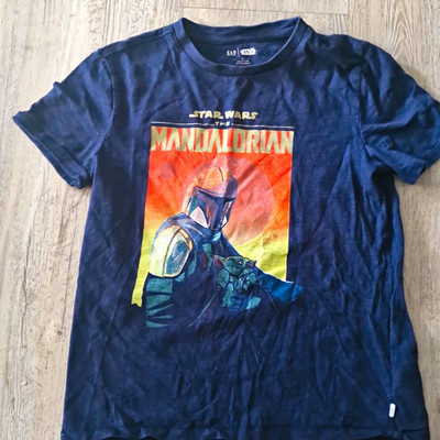 GAP Star Wars The Mandalorian T-Shirt mit Grogu Motiv, Größe XL
