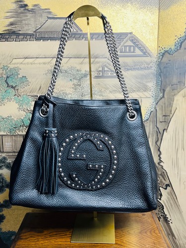Authentic Gucci Black Pebbled Leather Medium Studded Soho Chain Tote & Dust bag.