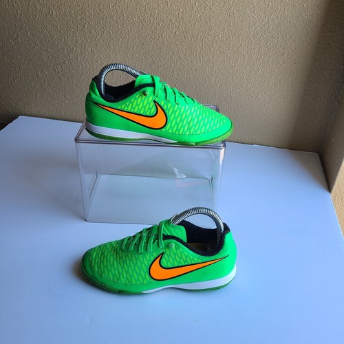 Nike Rare JR Magista Onda IC Green-Lim Kids / Youth size 1.5Y - Picture 2 of 10