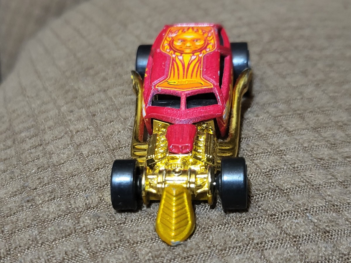 Hot Wheels 1999 Surf Crate Curly Car w Surf Board C125A | eBay