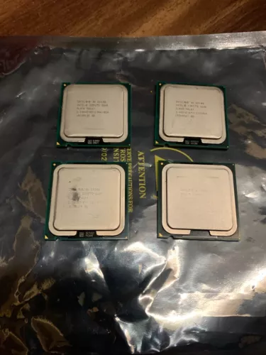 LOT OF 4 INTEL CORE 2 QUAD CPUS 2-Q9400 1-Q9300 1- Q6600