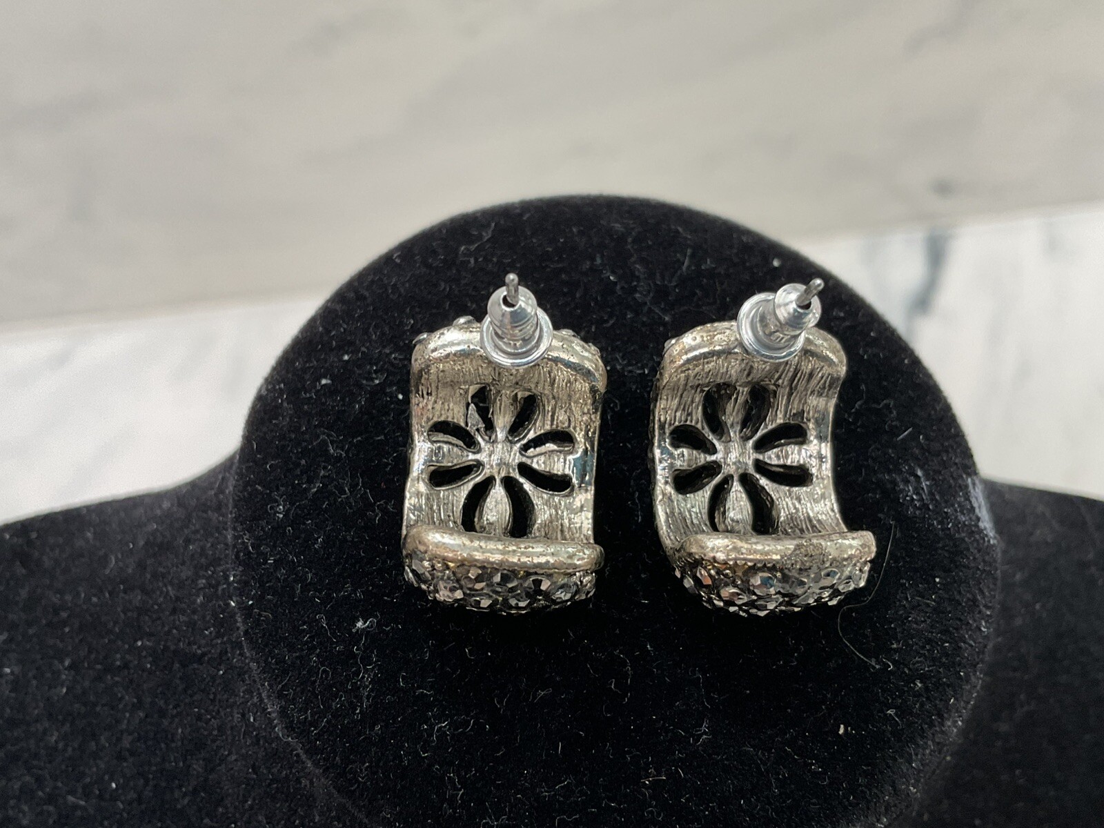 Marcasite Earrings Solid  Very Pretty - image 3