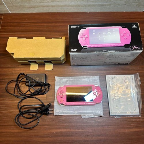 SONY Playstation Portable PSP-1000 Pink Handheld Gaming System No Battery - Picture 2 of 4