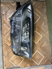 Toyota RAV4 Scheinwerfer rechts XA5 8114542842 Led Rechts