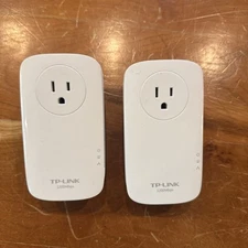 TP-LINK Av1200 Gigabit Passthrough Powerline Kit (Pair) TL-PA8010P