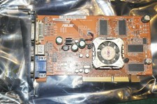 Asus A9600PRO/TD ATI 9600 PRO 256 MB AGP VGA DVI Grafikkarte