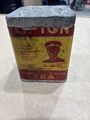 VINTAGE LIPTON PEKOE TEA PLANTER CEYLON TIN WITH PAPER LABEL 1939 Copyright