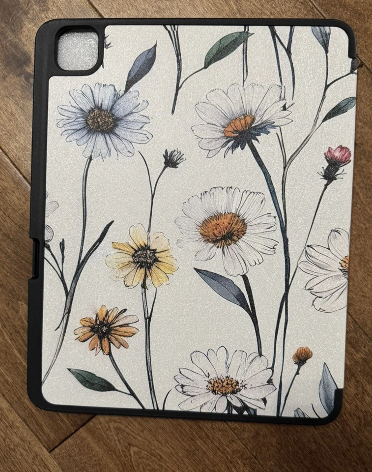 Brand new Soke Case for iPad Pro 13 with pencil holder, Tri-Fold, Flowers - Image 4 of 4