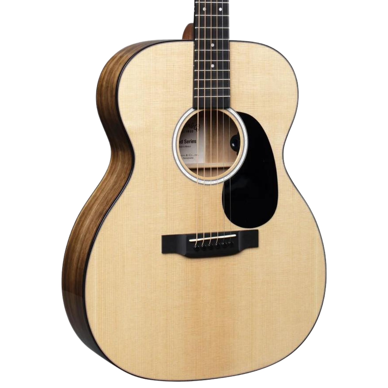 Акустико-электрическая гитара Martin 000-12E Road серии Grand Auditorium столешница из ели 222090₽