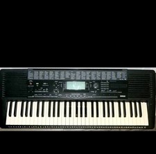 Yamaha Psr-320 PSR320 61 Key Electronic Keyboard Midi With Music
