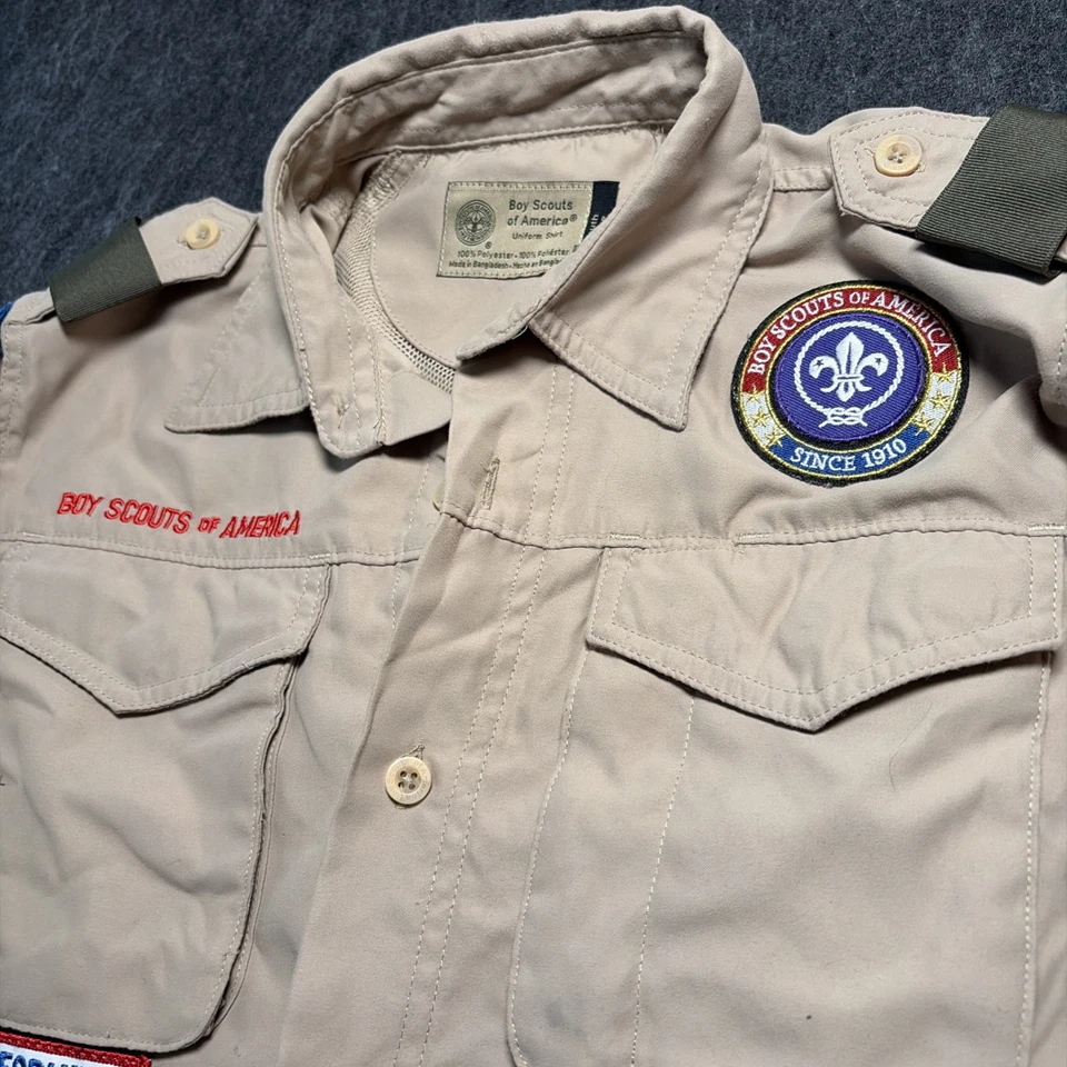 Boy Scouts of America BSA Youth Tan Shirt & Green Pants Set large USA Patch Used - Image 4 of 4