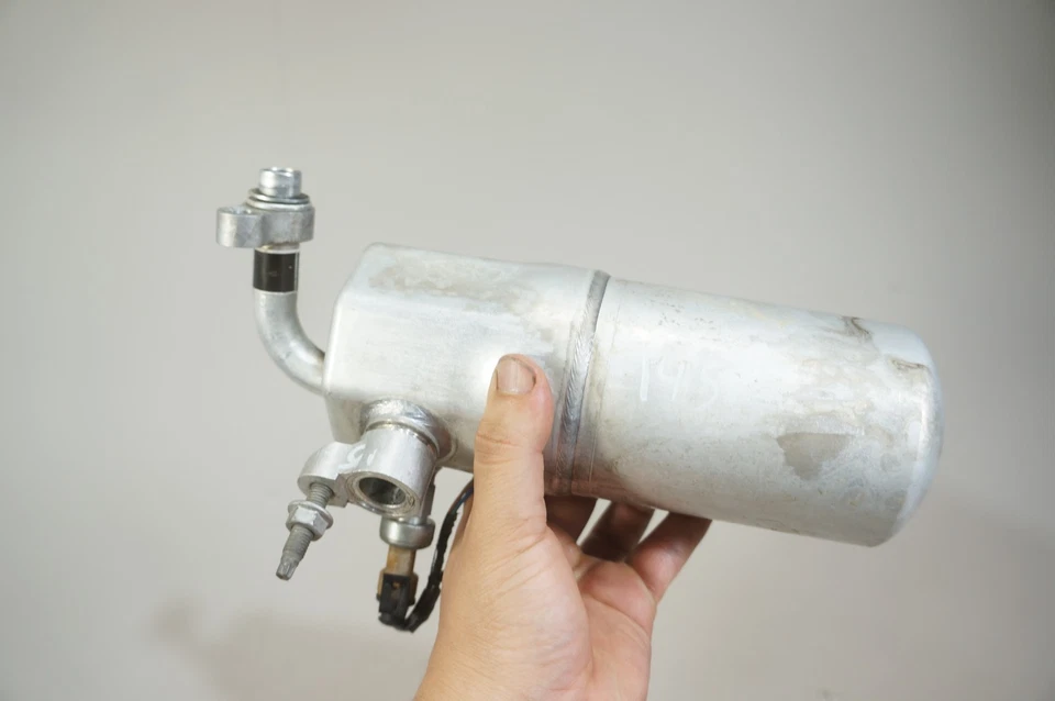 07-2013 Chevy Tahoe Cadillac Escalade aire acondicionado acumulador/receptor secador tcp Foto 2 de 4