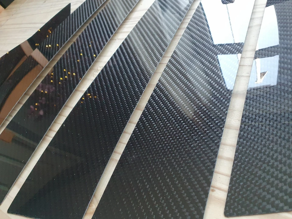 CARBON KAZE CARBON FIBER DOOR PILLAR COVERS - RENAULT CLIO MK3 197 200 RS SPORT - Image 4 of 4