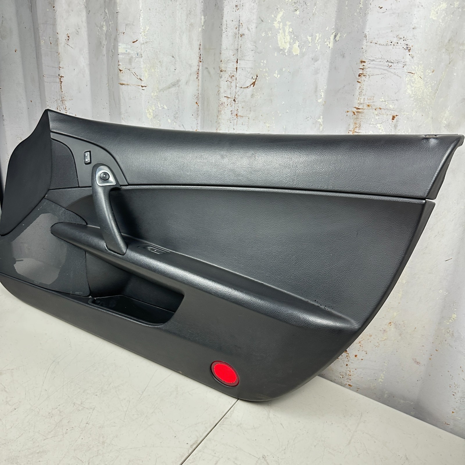 2005-2013 CHEVROLET CORVETTE FRONT RIGHT SIDE INTERIOR DOOR TRIM PANEL BLACK OEM