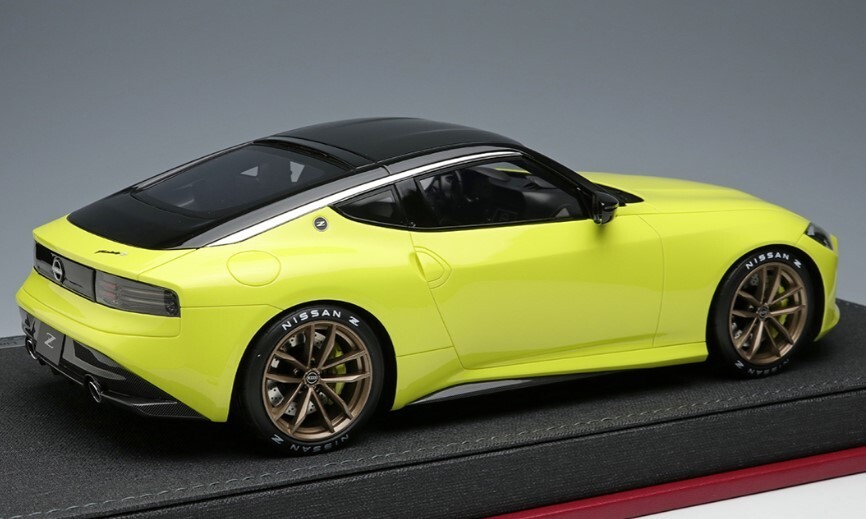 IM056 MakeUp IDEA 1:18 Nissan Fairlady Z Prototype 2020 Ikazuchi