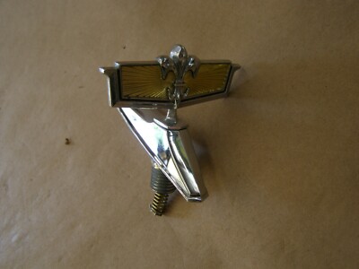 NOS OEM Chevrolet 1977 1978 1979 Caprice Hood Ornament Emblem Trim