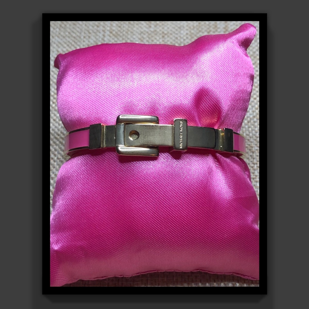 MICHAEL KORS PINK ENAMEL GOLD TONE BUCKLE BANGLE BRACELET
