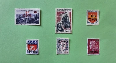 TIMBRES de la Réunion surcharge CFA lot de 6 - Photo 1/2