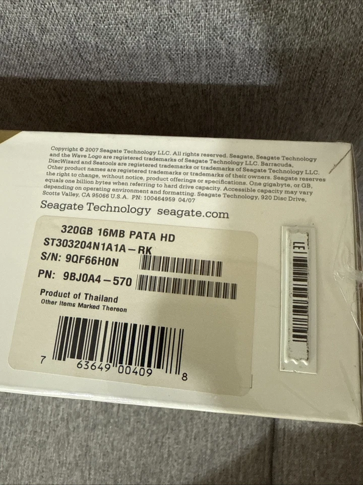 Seagate Barracude 3.5" Internal Hard Drive 320 GB PATA/100 W/ Box NEW Sealed - Image 3 of 3