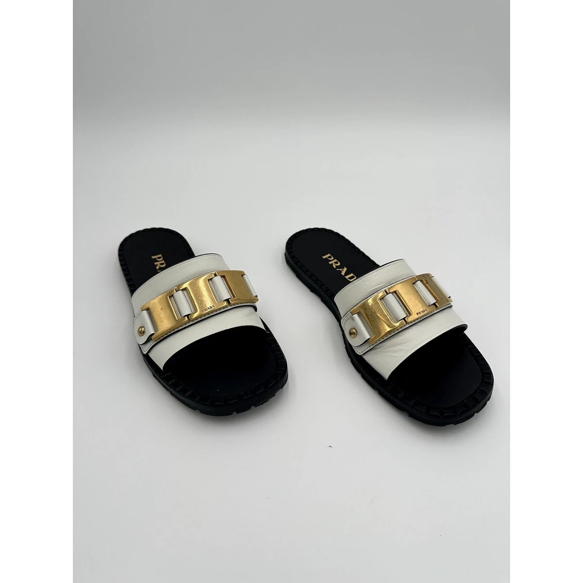 ♡ピギー 〚希少]〛PRADAダブルストラップサンダル 37 未使用 綺麗 ♡ピギー 〚希少]〛PRADAダブルストラップサンダル 37 未使用 綺麗