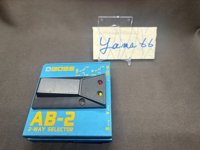BOSS AB-2 Effects Pedal A/B Switcher for Guitars