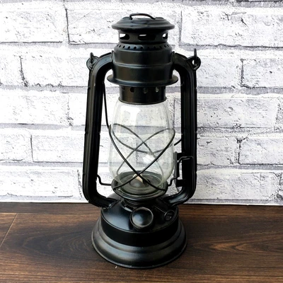HOUSE OF ANTIQUE Vintage Style Hurricane Lamp Antique Collectible Kerosene Oil Vintage Lantern.