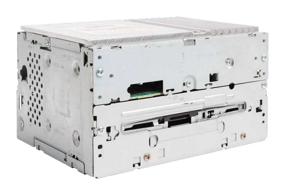 Nissan Titan 2006 cabina King radio AM FM con receptor reproductor de CD de 6 discos 28185 ZH31A Foto 3 de 4