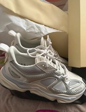 Axel Arigato Satellite Runner Sneaker Silber ...
