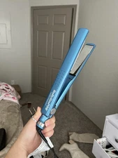 BaByliss Pro Titanium Flat Iron