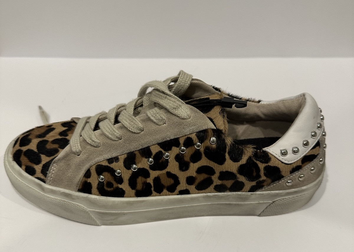 靴 zara animal print leather trainers Zara animal print sneakers/leather trainers women's size 39