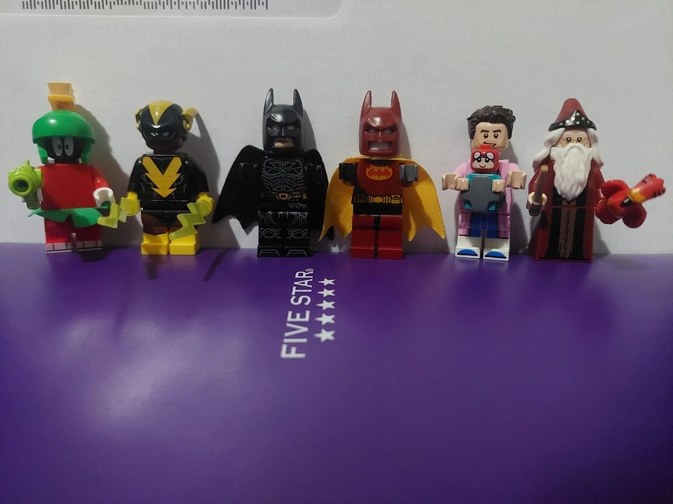 Lote de 16 minifiguras Lego, incluyendo Star Wars, Marvel, DC, Harry Potter y más Foto 2 de 4