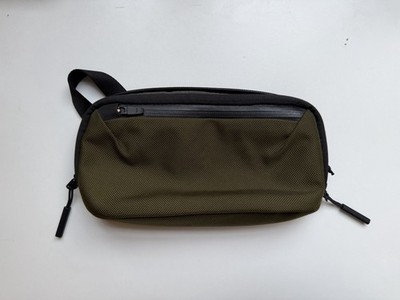 Aer Slim Pouch (1.5L) Olive Green Cordura Tech Organizer Pen Case Minimalist