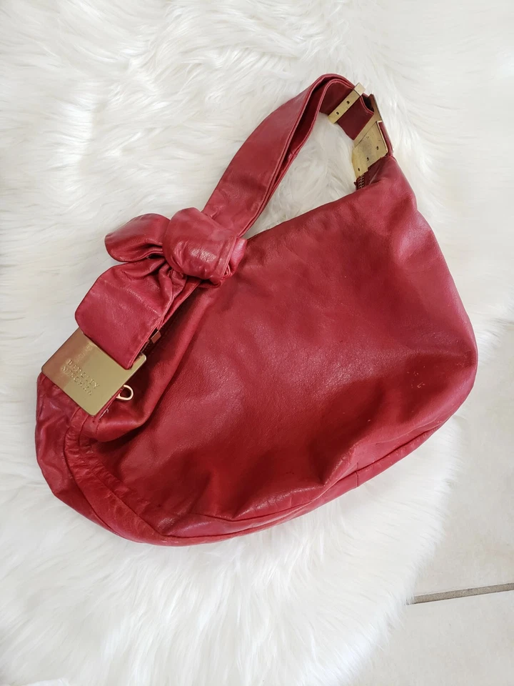 🌺Badgley Mischka Carina Rojo Cuero Esmaltado Holgado Hombro Hobo Bolso Cartera Arco  Foto 2 de 4
