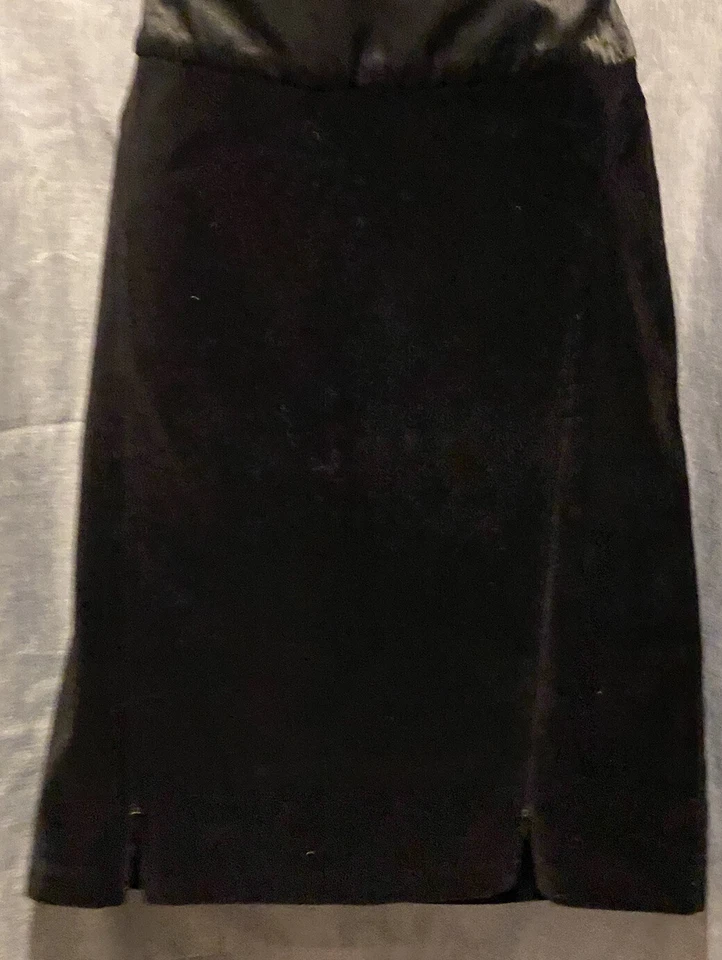 Sz 8 Black Velour Front Slit Zippers Adjustable And Satin Waist Back Zipper - Image 3 of 4