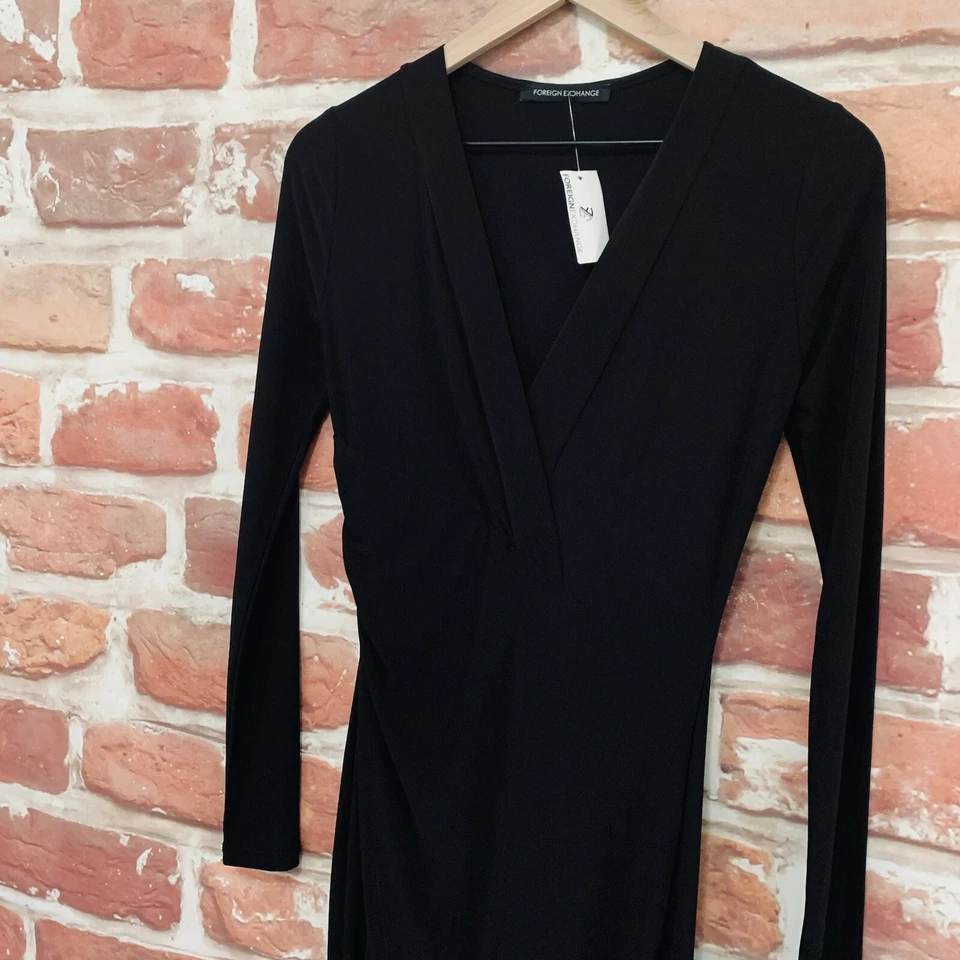 Vestido Foreign Exchange para mujer pequeño liso negro envolvente elástico Foto 3 de 4