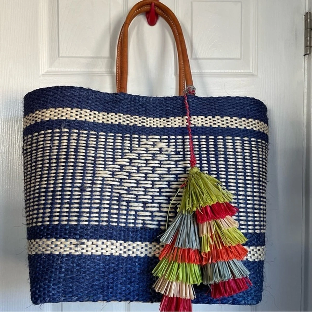Straw tote with pom poms new arrivals