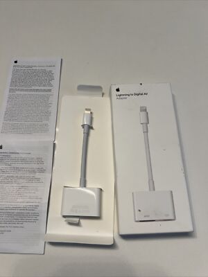 Apple Lightning Digital AV Adapter HDMI To iPhone iPad MD826AM/A-Genuine