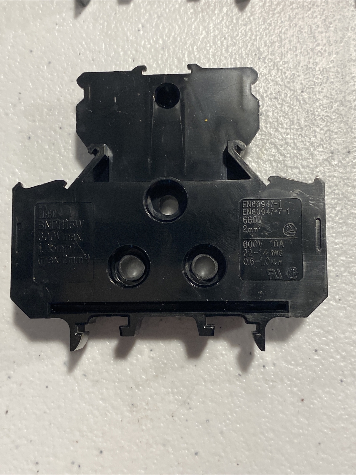 NEW LOT OF (7) IDEC BNDH15W MODULAR TERMINAL BLOCK, 10 AMP, 2 POLE, 600