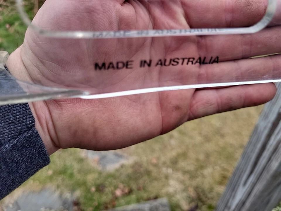 Deflector de aire capó furgoneta GM 1982 + furgoneta hecha en Australia 32060 raro como nuevo Foto 4 de 4