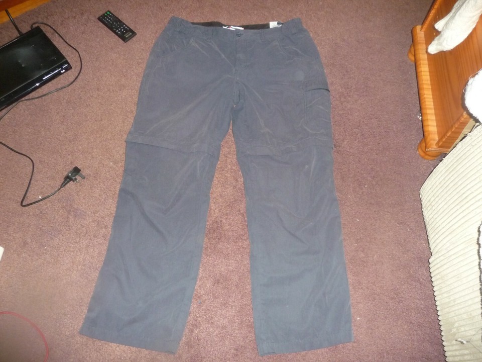 Berghaus charcoal grey walking hiking trousers convert to shorts size