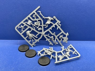 Warhammer Quest Silver Tower - 3 Tzaangors der Chaos Dämonen 1