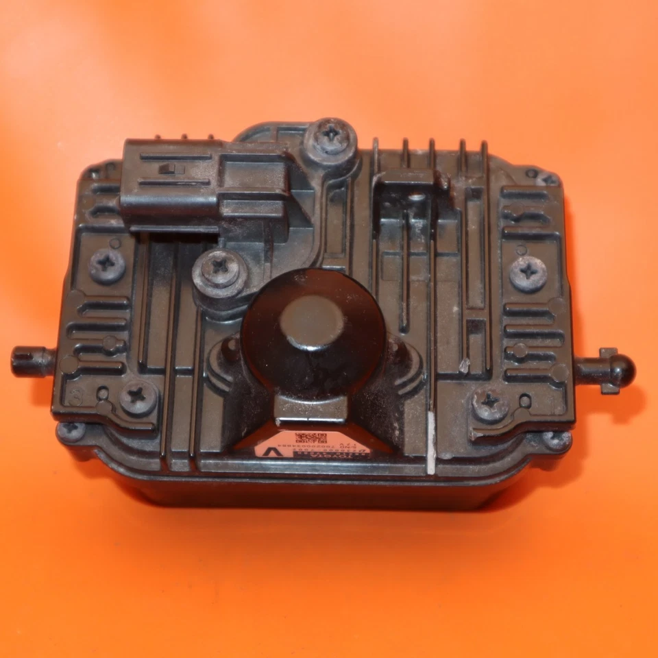 Sensor radar Lexus Es300H 2016 2017 2018 88210-47080 RX450 ES350 OEM Foto 2 de 4