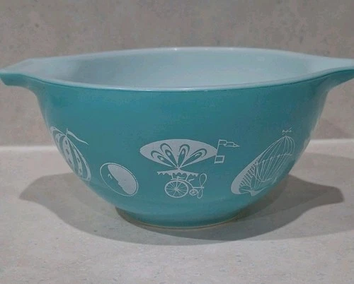 New ListingVTG 1958 PYREX  Hot Air Balloons Cinderella Dip #441 Mixing Bowl 1 1/2 Pint