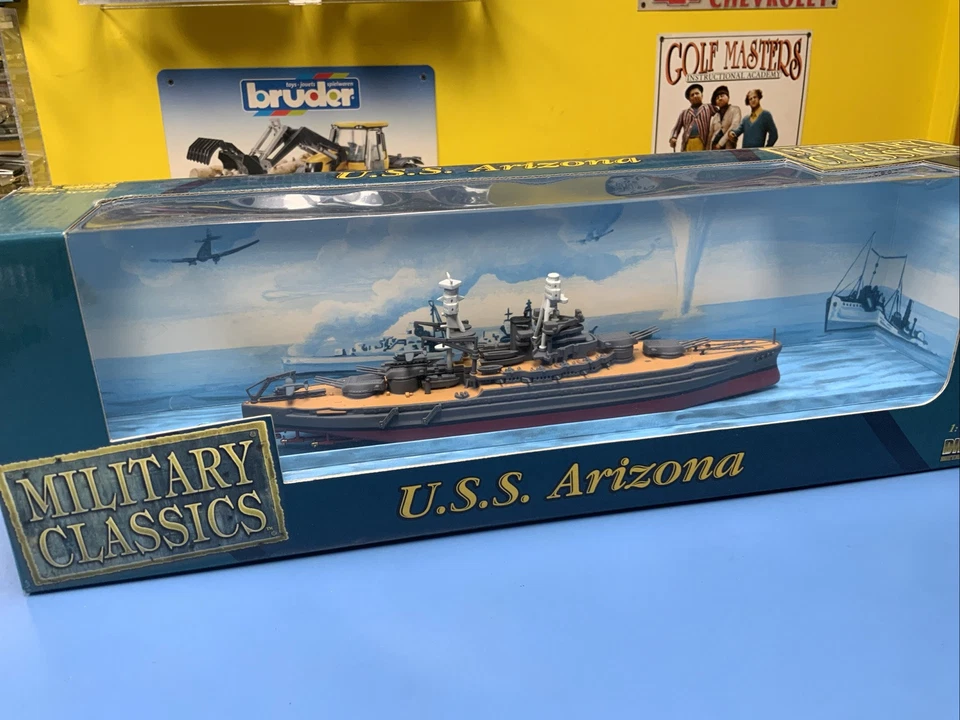 GEARBOX MILITARY CLASSICS U.S.S.  ARIZONA BATTLESHIP NEW - Image 2 of 4