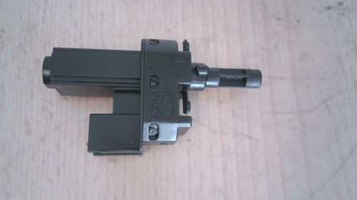 Schalter Kupplungsbetätigung Ford 4M5T7C534AA DYB Focus Turnier 1.5 Tdci DPF