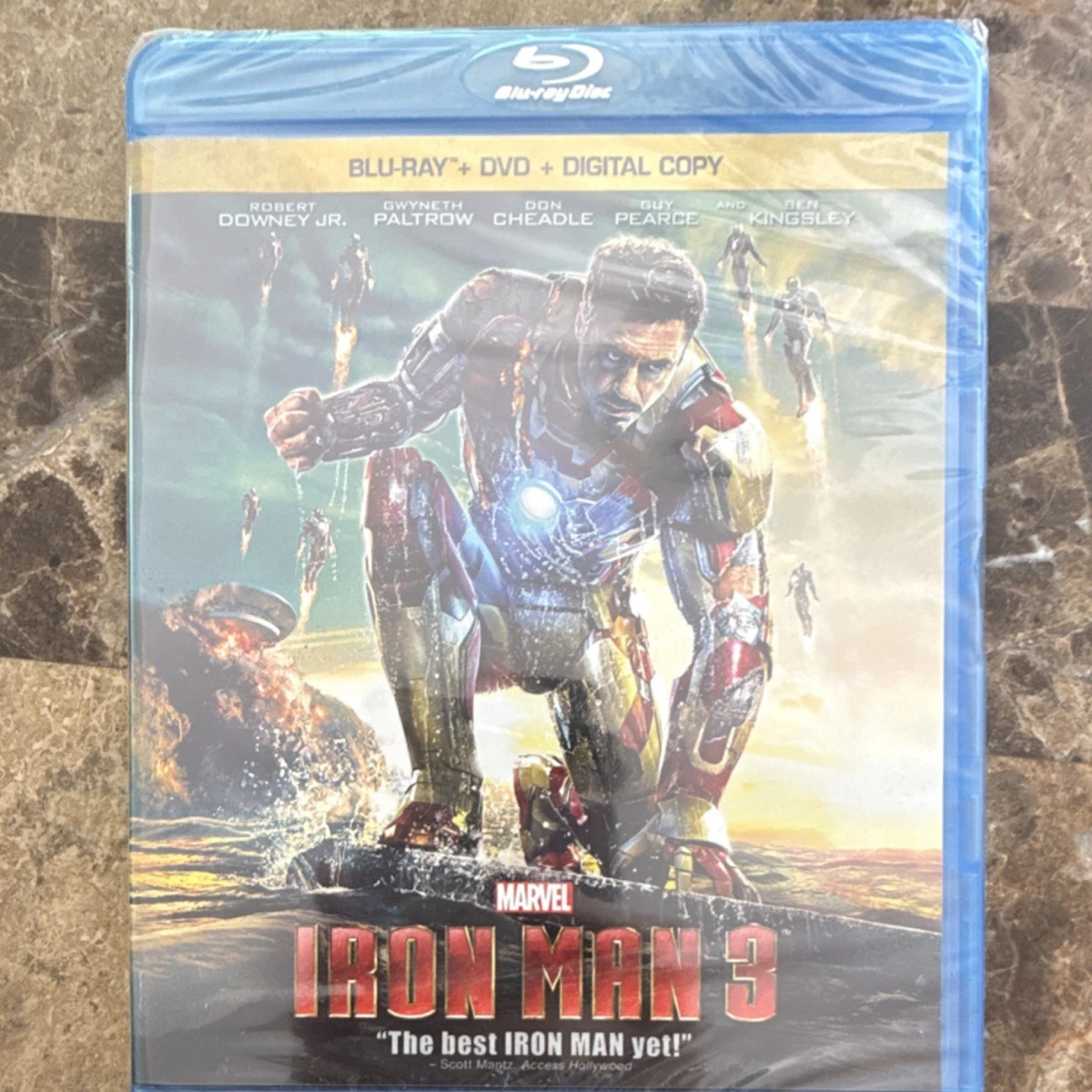 Диски Blu-ray с изображением Железного человека с рейтингом 3 PG