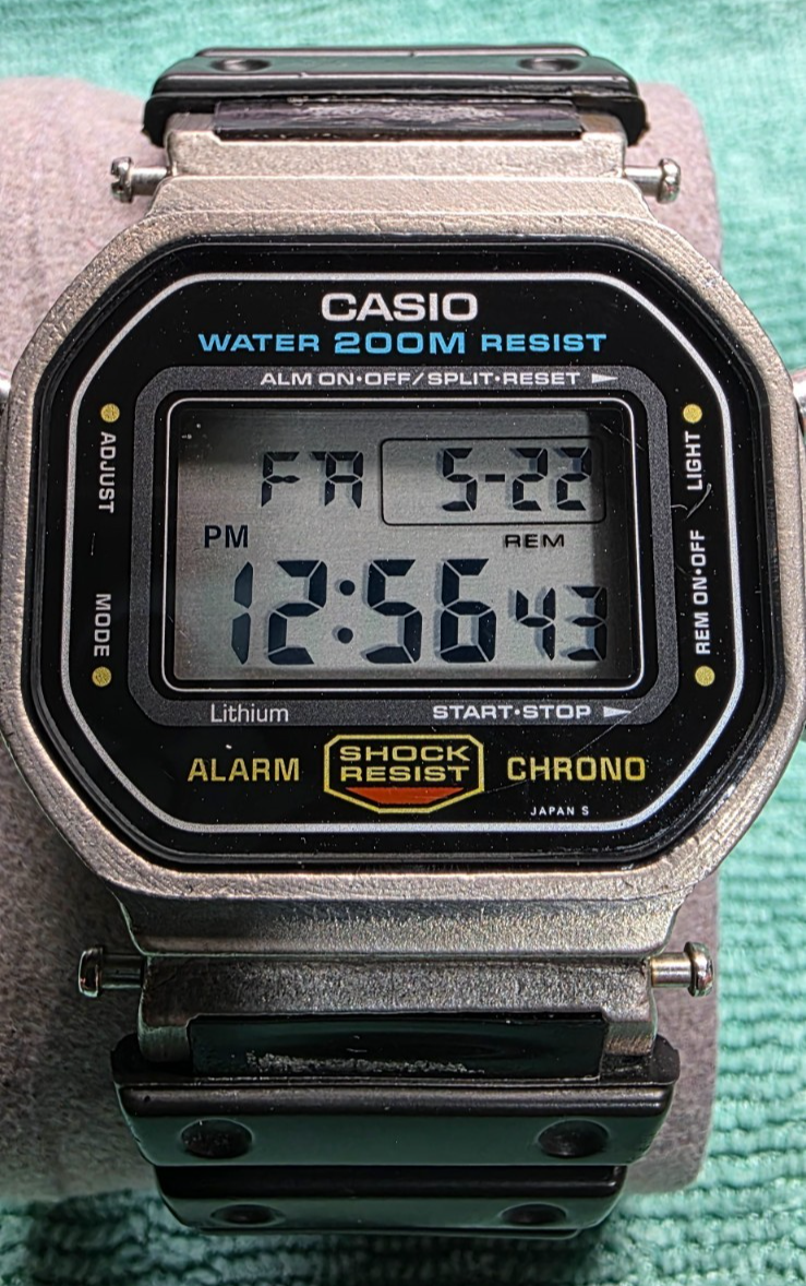 Casio G-shock Dw-5600c-1v 691 Module Model Speed Screw Back Wrist