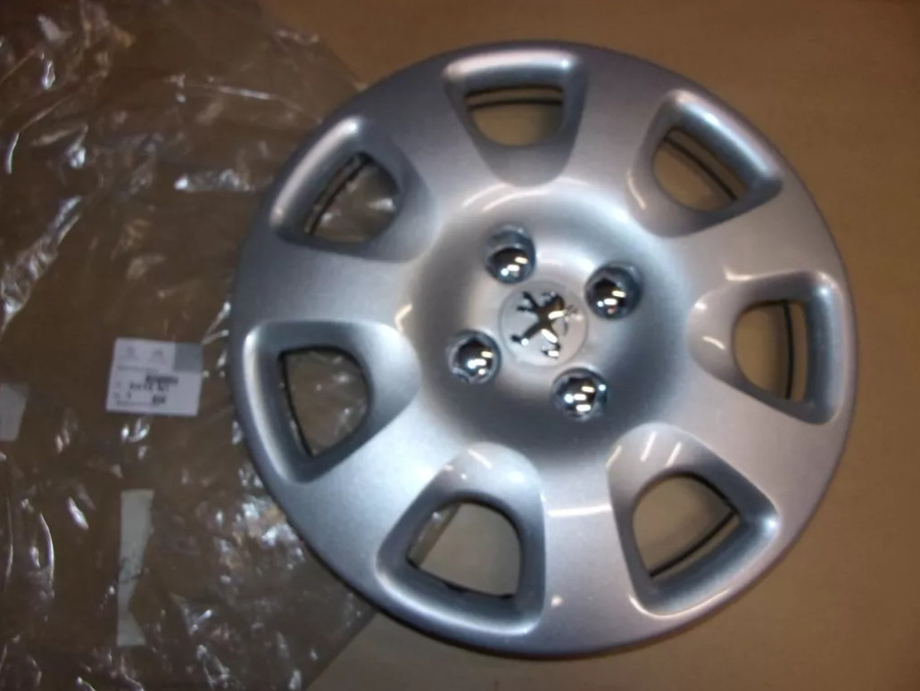 Enjoliveur de roue 15 pouces Peugeot 308 jante tôle PSA 416.N1