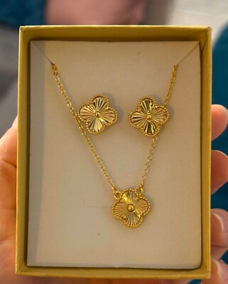 Elegant and attractive women's jewelry beautiful as a gift gold plated