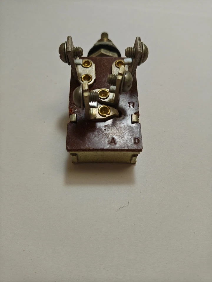 1933 Dodge Plymouth Deluxe Headlight Headlamp Switch 604095 NOS. - Image 4 of 4